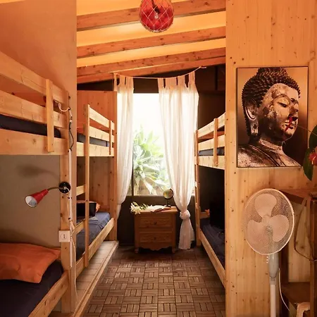 Amigos By Youroom Guest house La Mareta